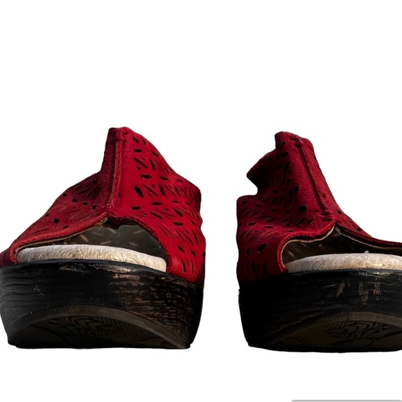 Jambu Women's Vera Wedge Pump, Red, Sz 7.5 - Picture 5 of 10